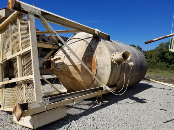 DH028 UNKNOWN DUST SILO